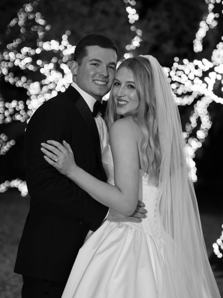 Black and white portrait of a bride and groom at Houstonian Club